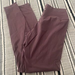 Alphalete essential leggings